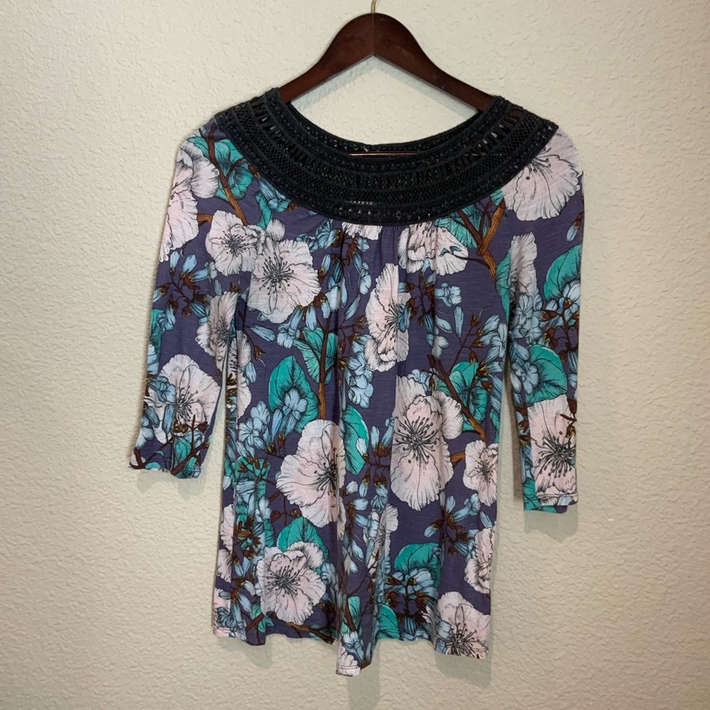 Multi colored size small Anthropologie casual top
